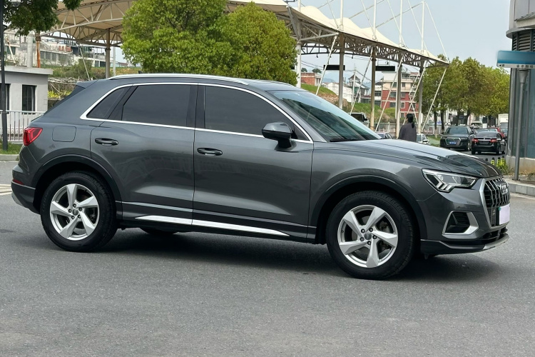 Audi Q3 2020 #4 Audi Q3 2020 car image #4
