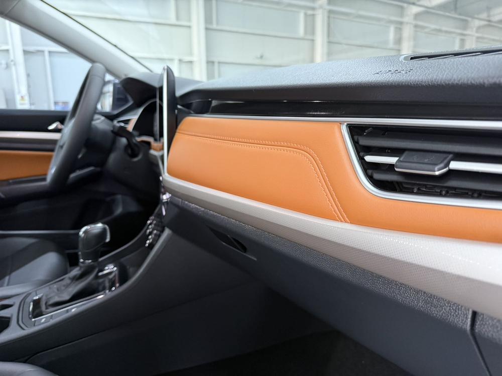 Volkswagen Bora 2023 car image #11