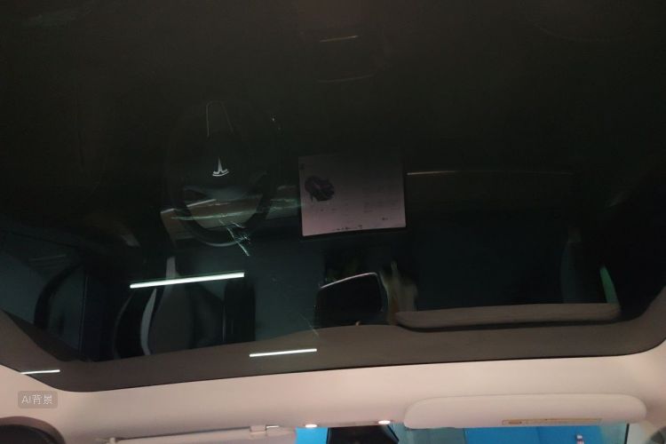 Tesla Model Y 2021 #20 Tesla Model Y 2021 car image #20