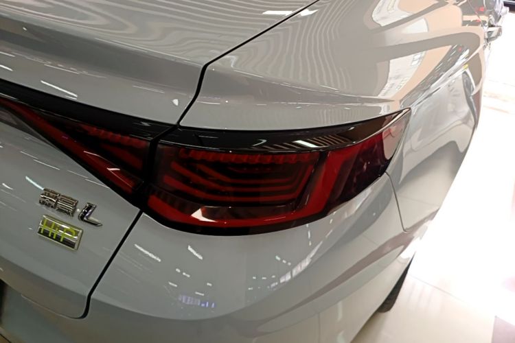 GEELY Emgrand L HiP 2022 #8 GEELY Emgrand L HiP 2022 car image #8