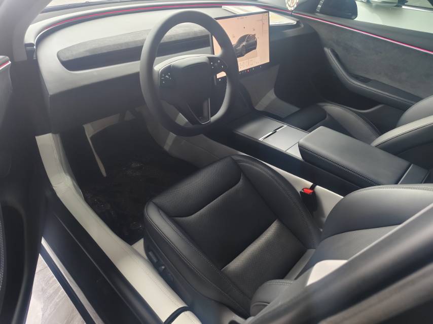 Tesla Model 3 2024 #2 Tesla Model 3 2024 car image #2