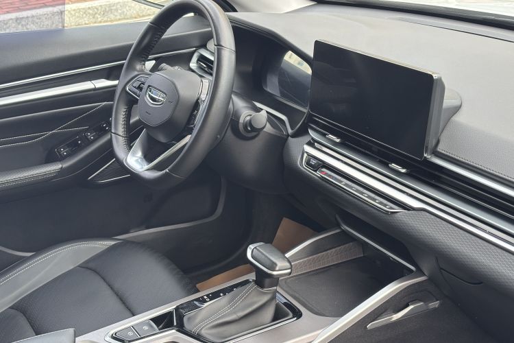 GEELY Emgrand 2022 #8 GEELY Emgrand 2022 car image #8