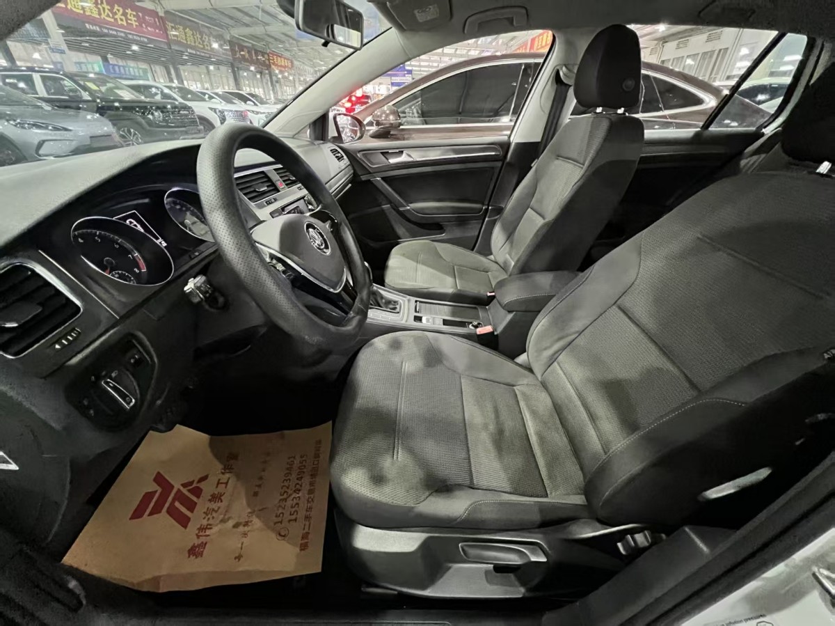 Volkswagen Golf 2016 car image #3