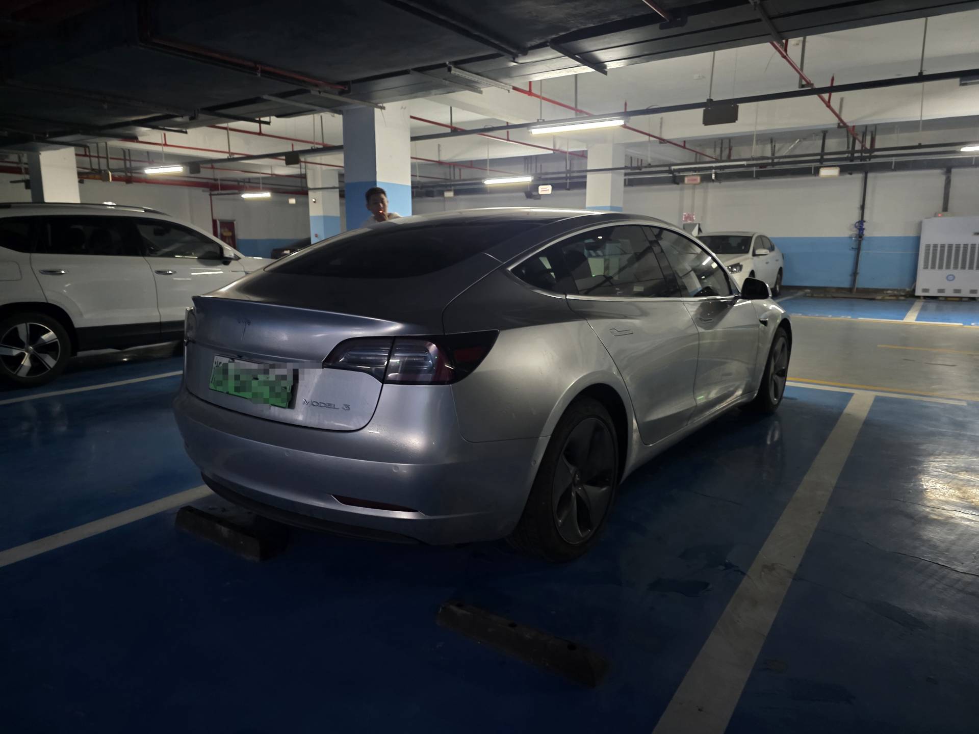Tesla Model 3 2020 #8 Tesla Model 3 2020 صورة سيارة #8