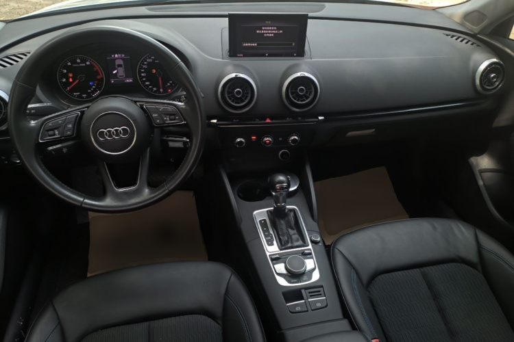 Audi A3 2020 car image #11