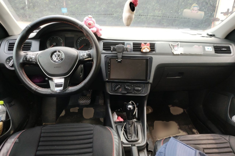 Volkswagen Santana 2020 car image #11