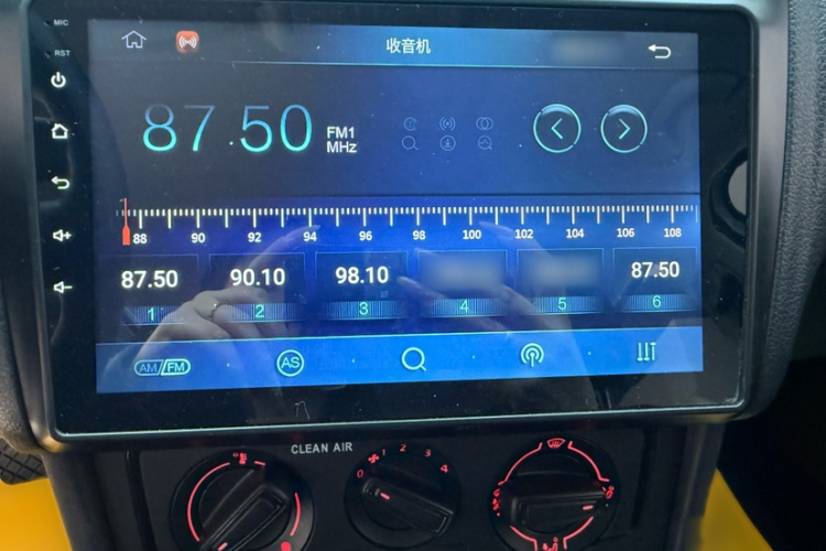 Volkswagen Polo 2017 #16 Volkswagen Polo 2017 car image #16
