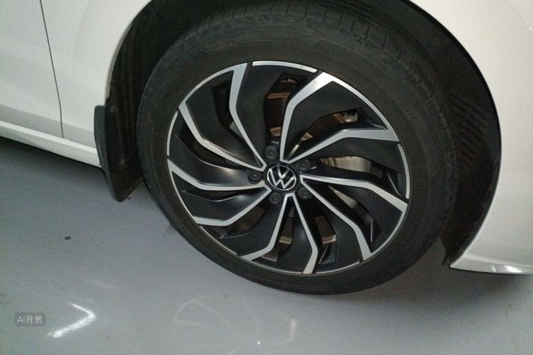 Volkswagen Golf 2020 car image #9