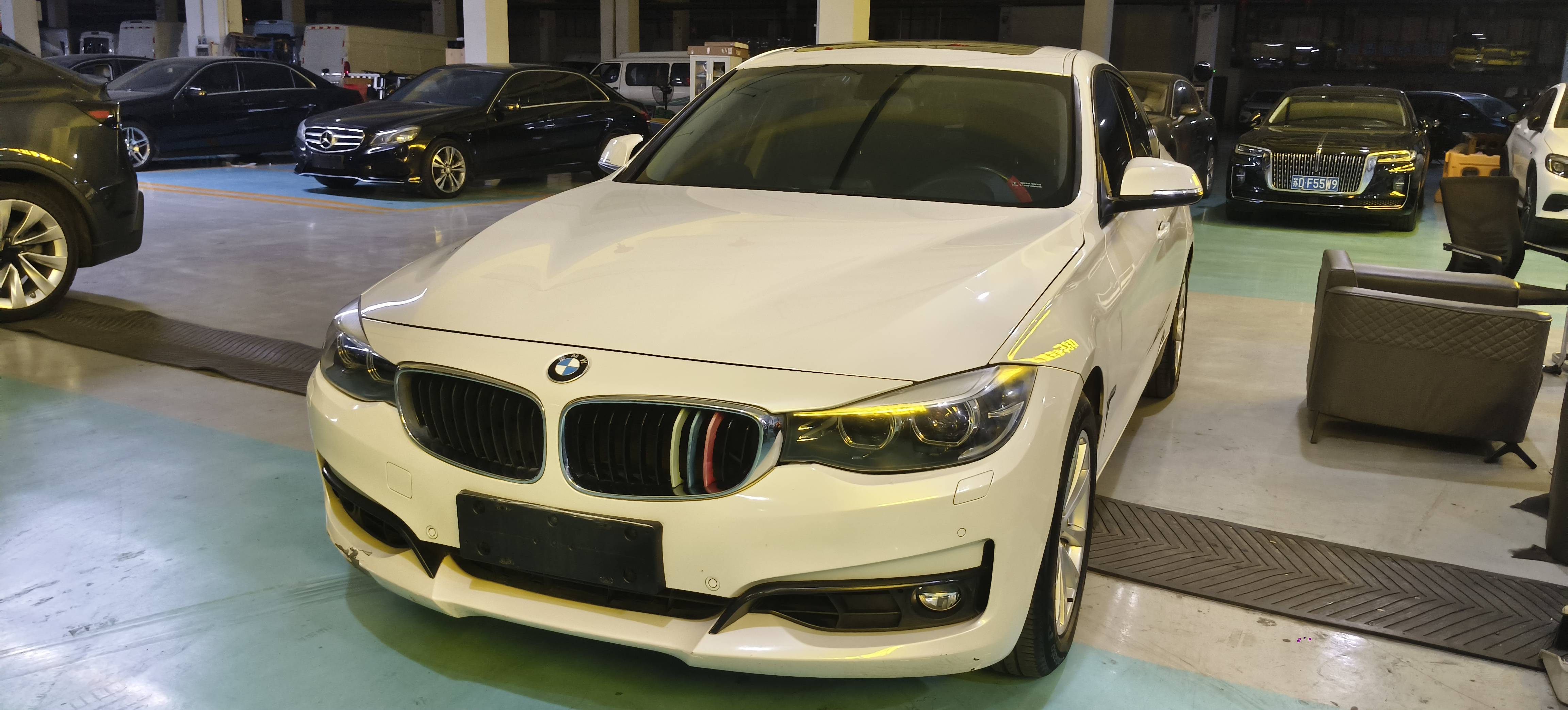 BMW 3 Series GT 2016 BMW 3 Series GT 2016 car image