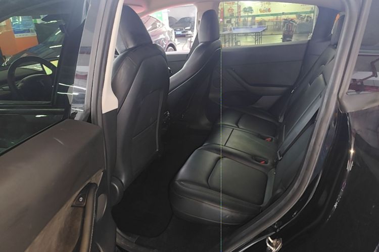 Tesla Model Y 2023 #17 Tesla Model Y 2023 car image #17