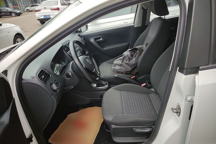 Volkswagen Polo 2017 #15 Volkswagen Polo 2017 car image #15