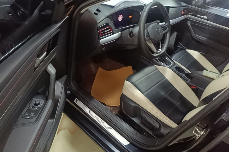 Volkswagen Lavida 2023 car image #16