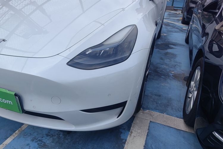 Tesla Model Y 2022 #24 Tesla Model Y 2022 car image #24