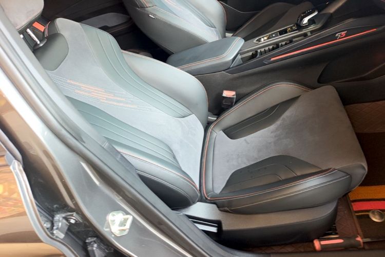 GEELY Binray 2023 car image #30