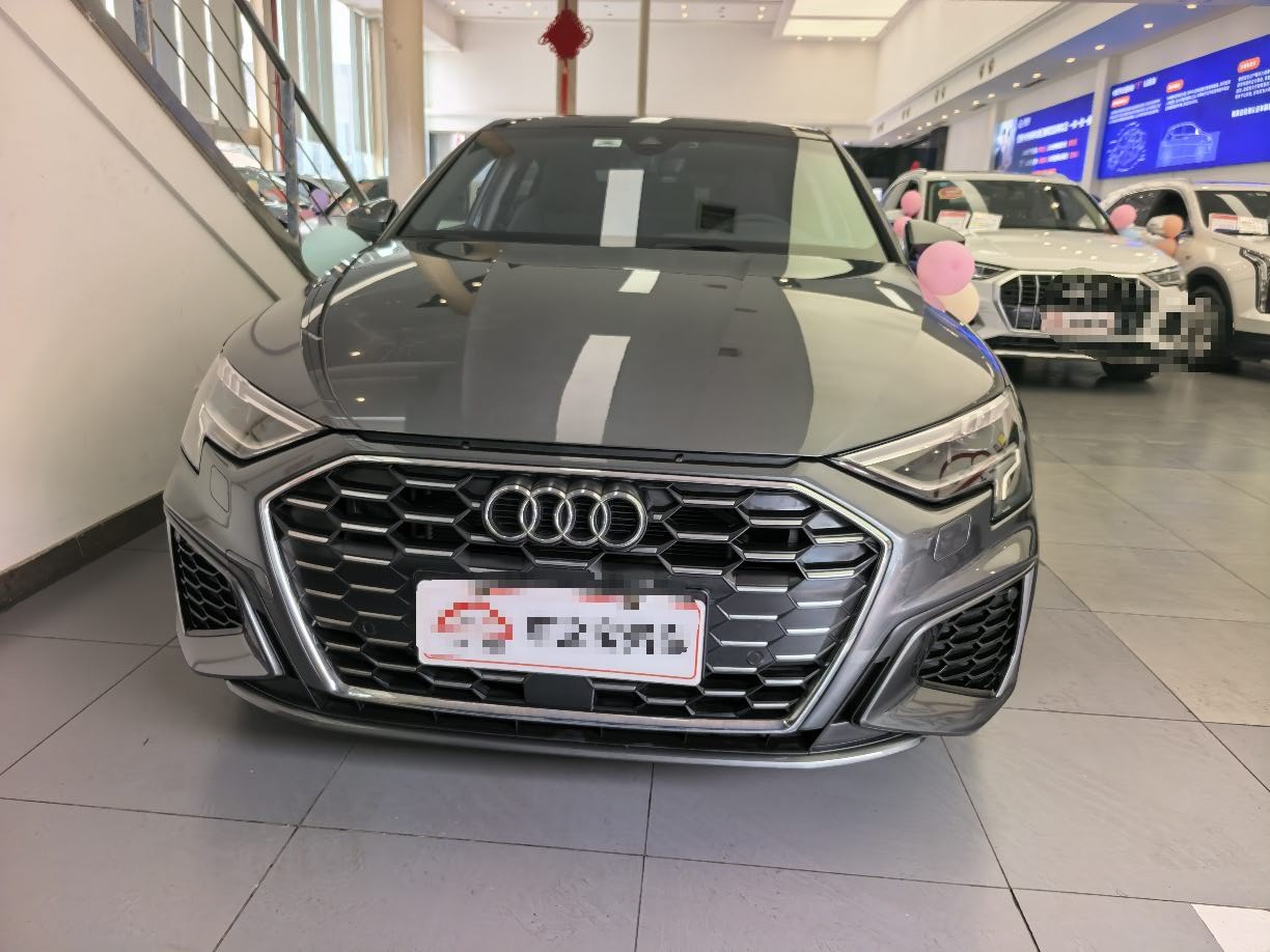 2022 car image #4
