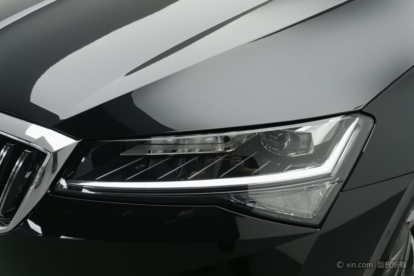 Skoda Superb 2025 car image #6