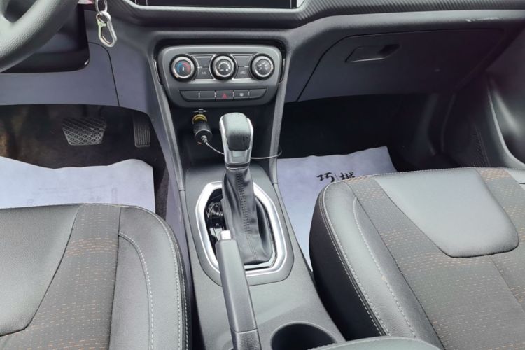 Chery Tiggo 3x 2020 car image #14