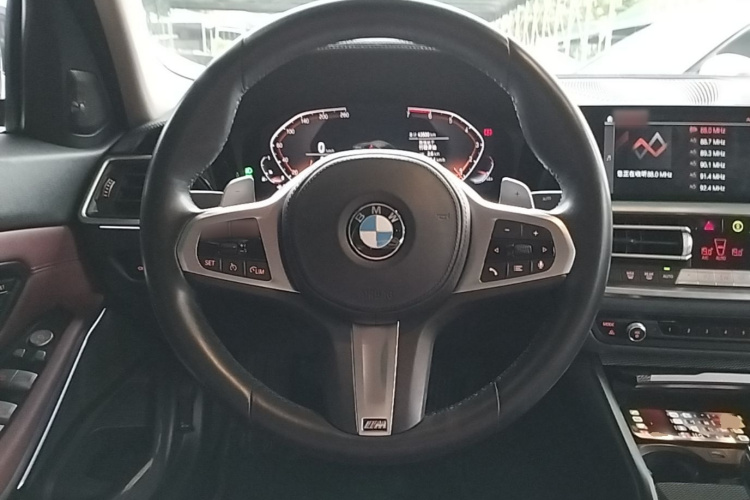 BMW 3 Series 2021 #11 BMW 3 Series 2021 immagine di auto #11