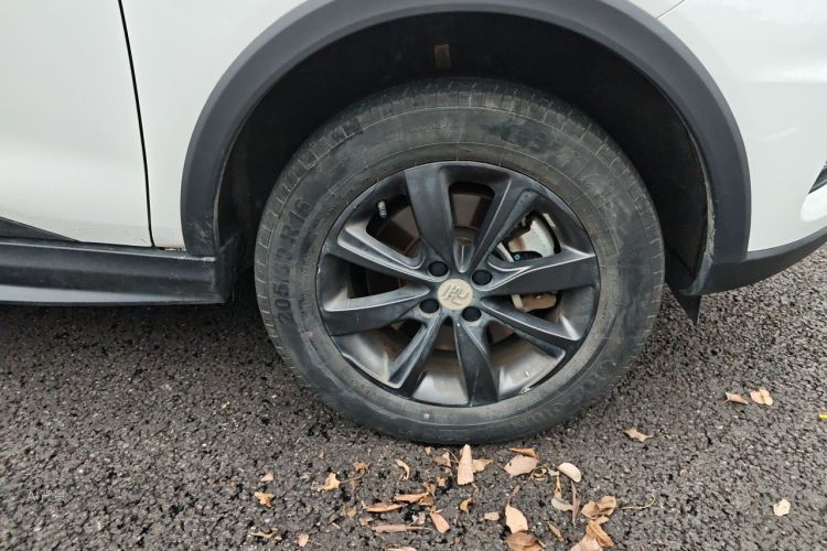 BYD Yuan New Energy 2019 #9 BYD Yuan New Energy 2019 car image #9