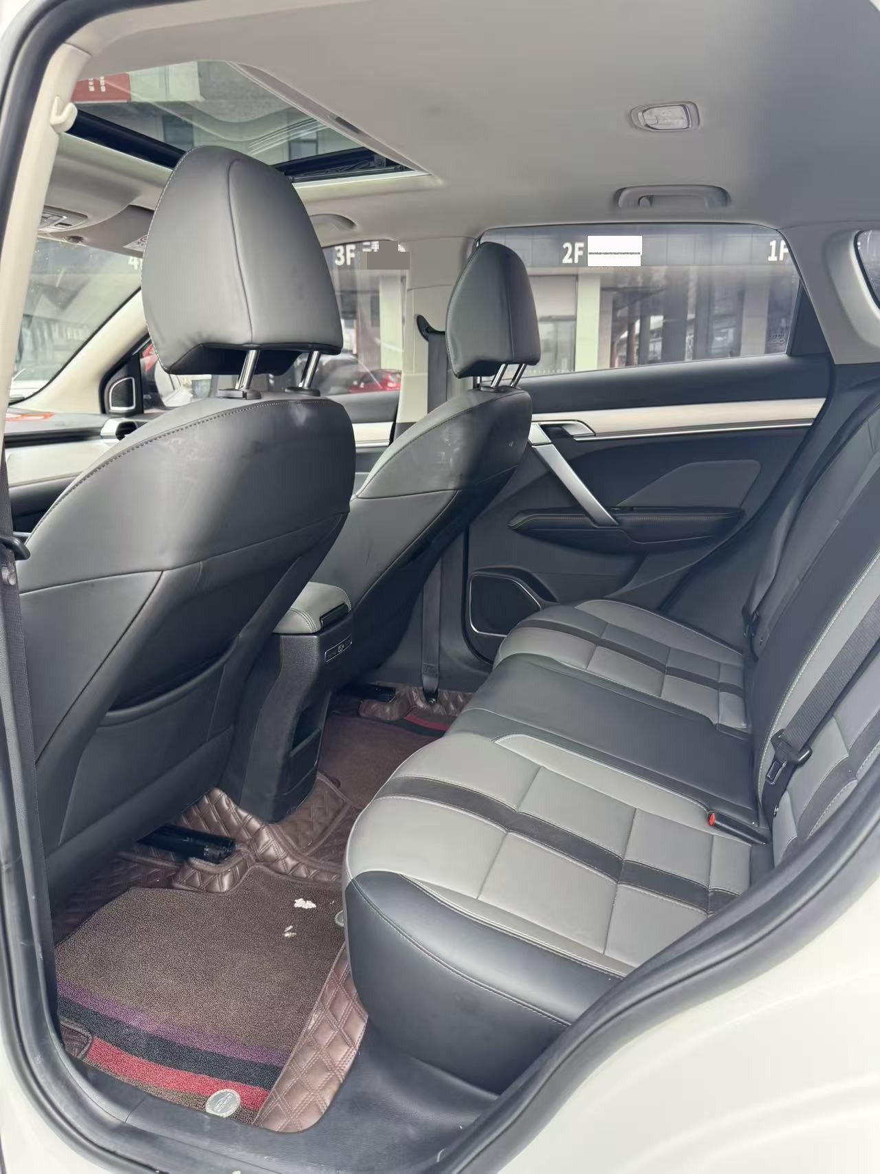 GEELY Coolray 2024 image de voiture #5