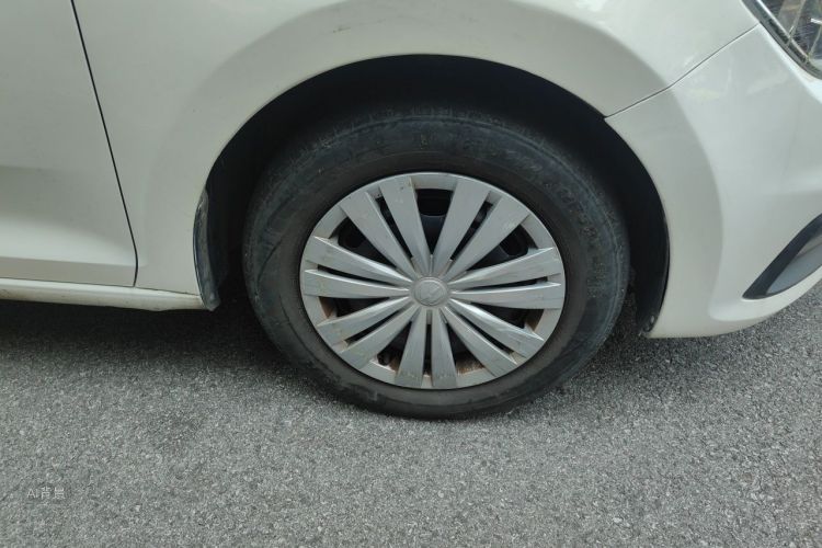 Volkswagen Santana 2019 car image #9