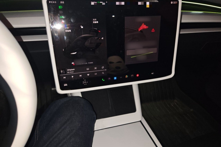 Tesla Model 3 2026 car image #20
