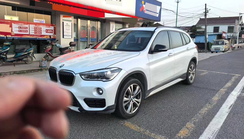 BMW X1 2018 car image 