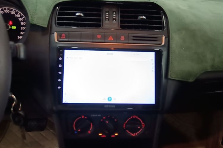 Volkswagen Polo 2019 #22 Volkswagen Polo 2019 car image #22