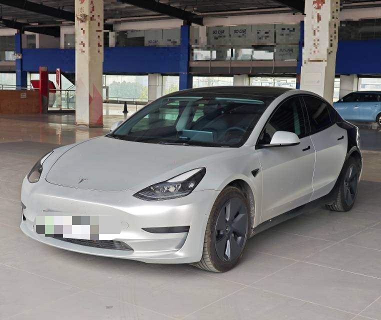 Tesla Model 3 2022 car image 