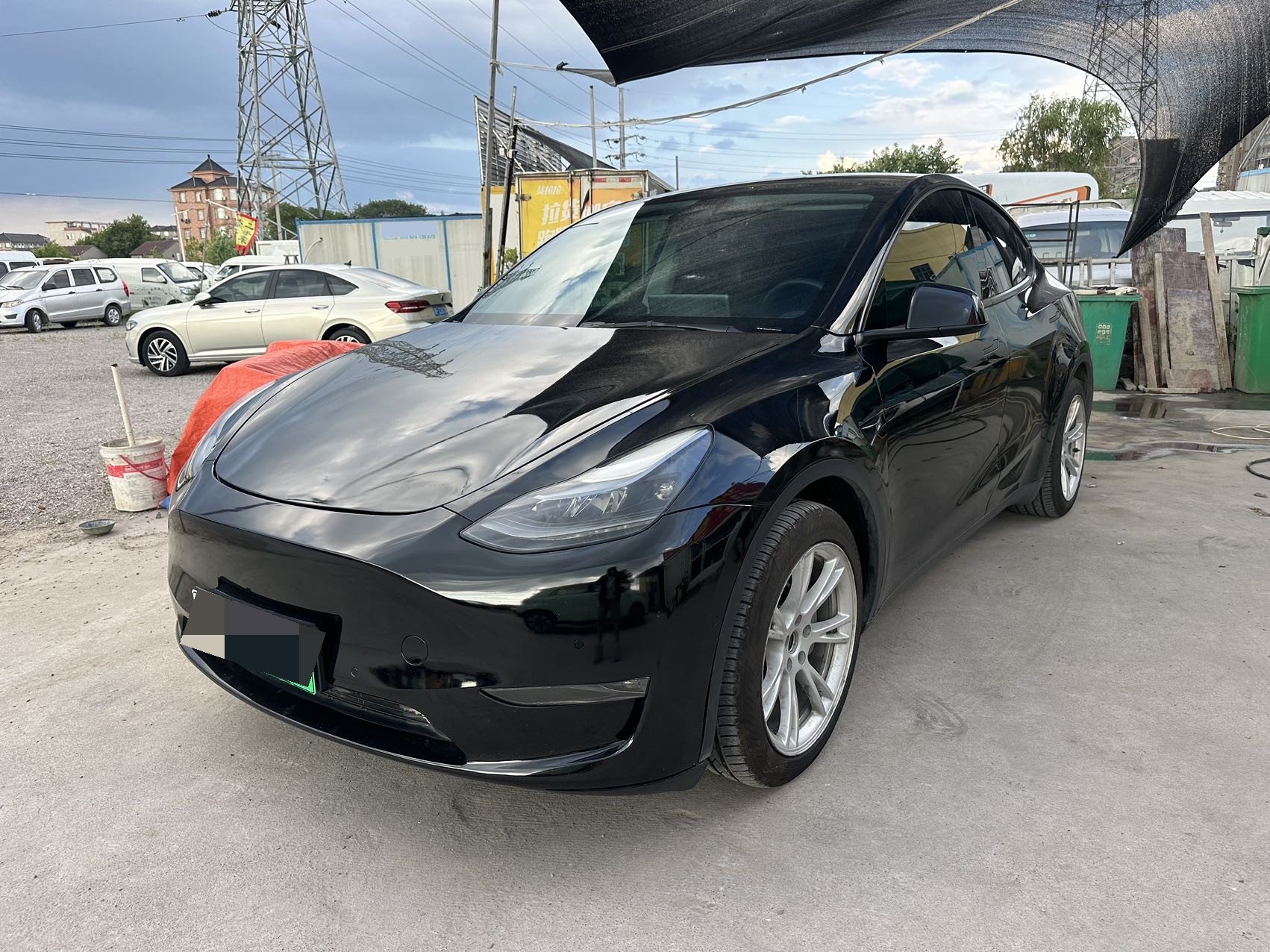 Tesla Model Y 2022 Tesla Model Y 2022 car image