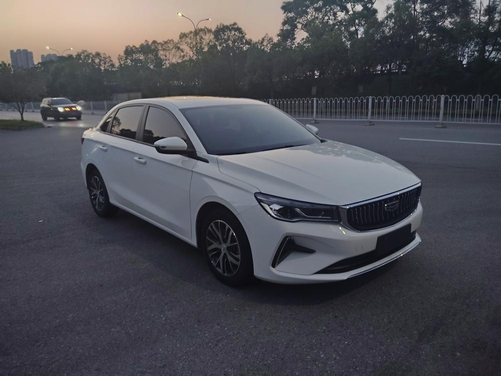 GEELY Emgrand 2023 car image #3