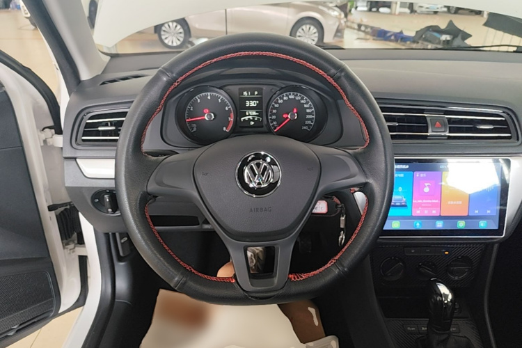 Volkswagen Lavida 2021 car image #11