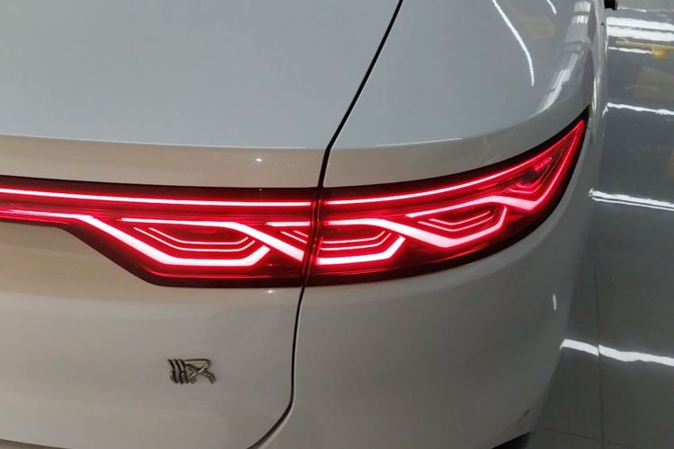 BYD Han 2022 #8 BYD Han 2022 car image #8
