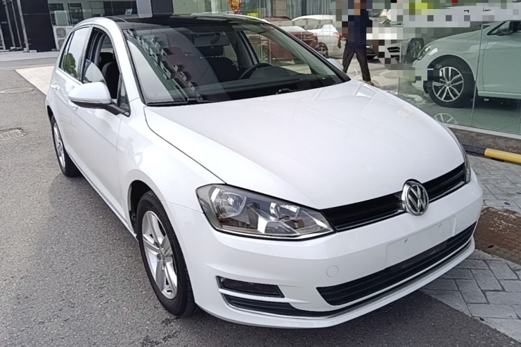Volkswagen Golf 2016 car image #4
