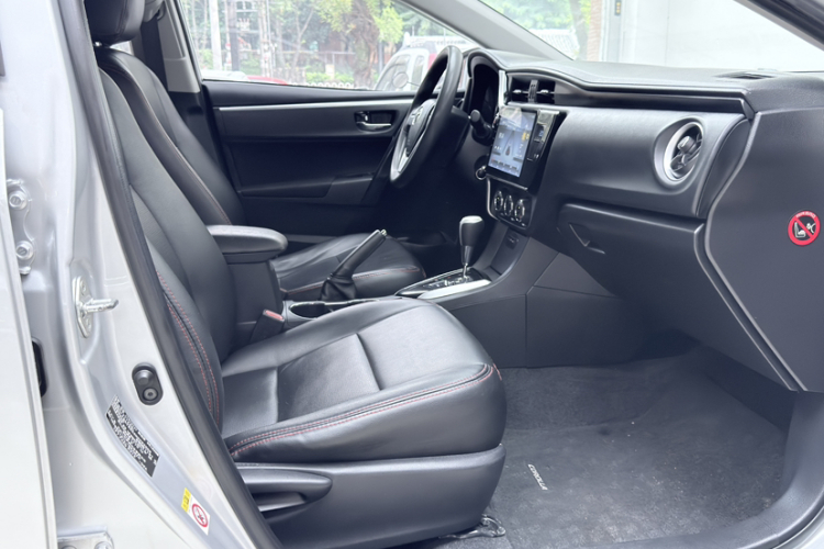 Toyota Corolla 2017 #15 Toyota Corolla 2017 car image #15