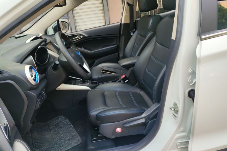 BYD Yuan New Energy 2019 car image #15