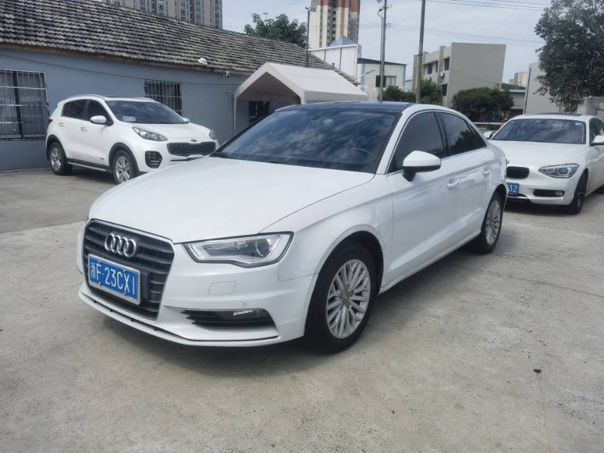 Audi A3 2016 car image #3