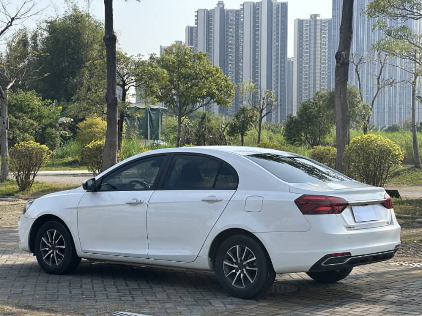 GEELY Emgrand 2020 car image #9