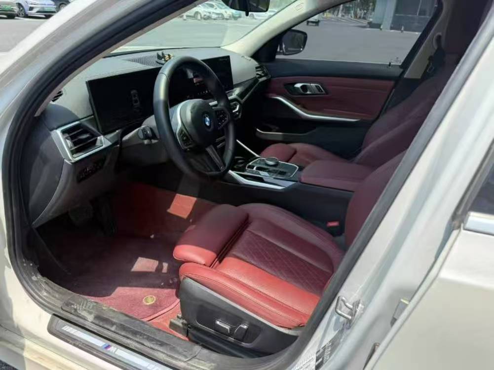 BMW 3 Series 2024 car image #8