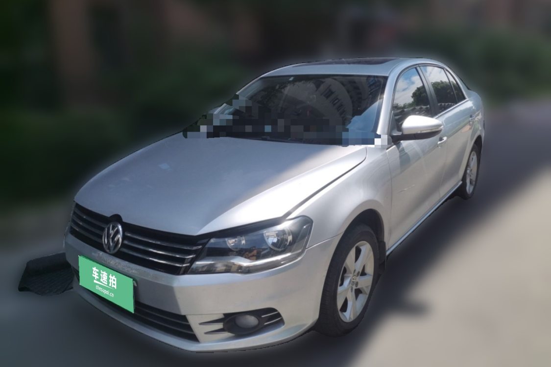 Volkswagen Bora 2014 car image 