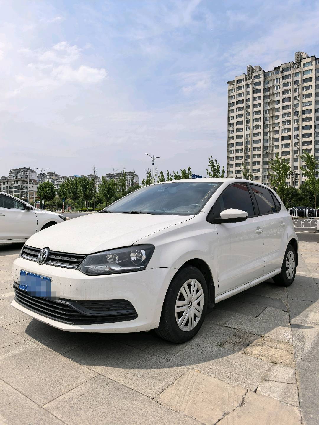 Volkswagen Polo 2016 Volkswagen Polo 2016 car image