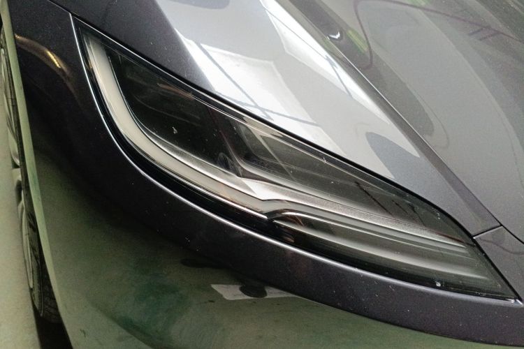 Tesla Model 3 2025 car image #8