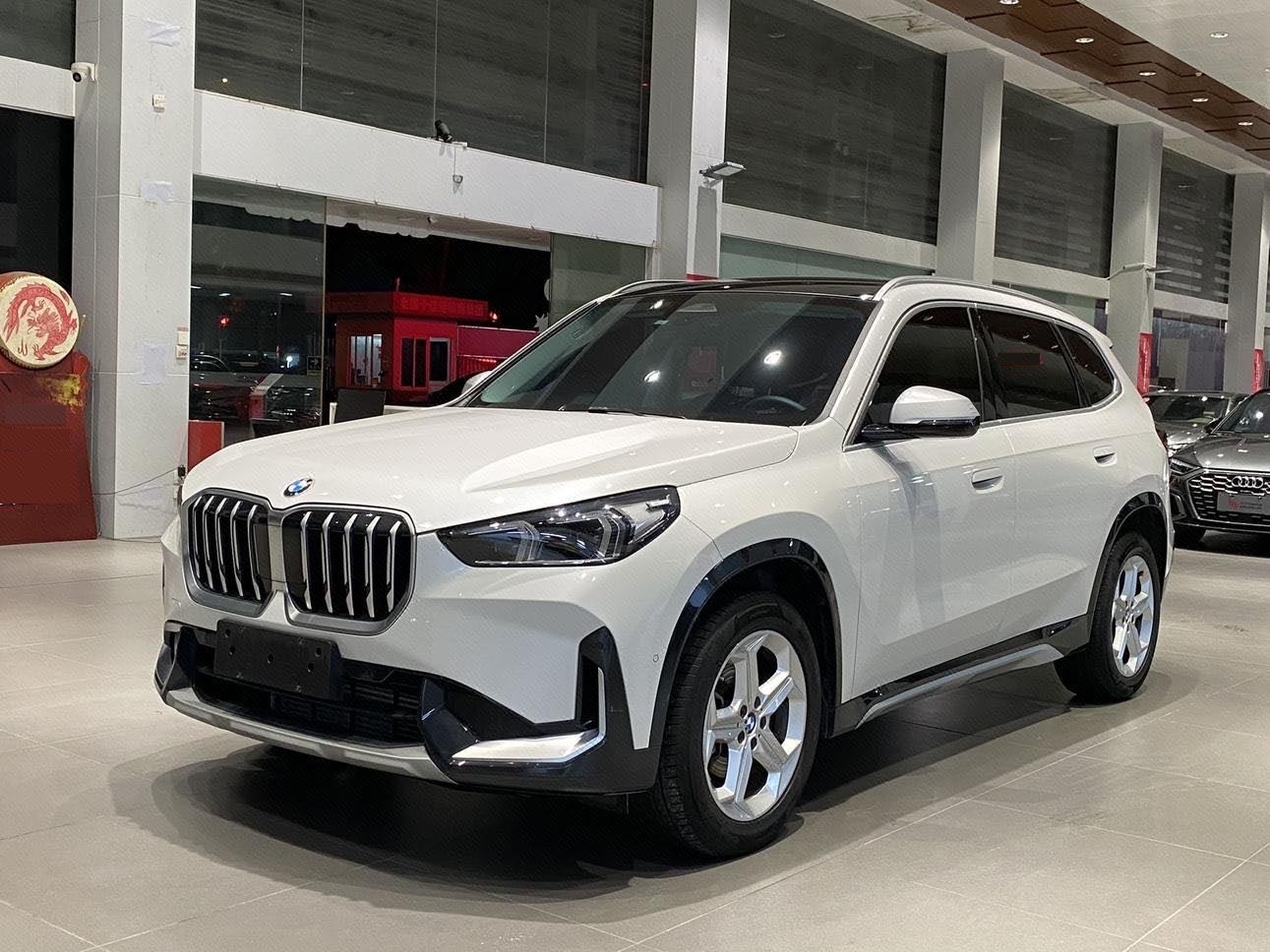 BMW X1 2023 BMW X1 2023 car image