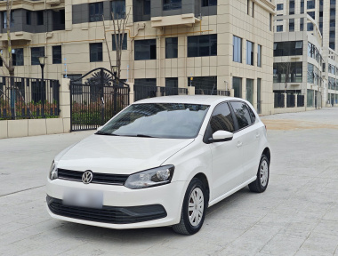 Volkswagen Polo 2019 Volkswagen Polo 2019 car image