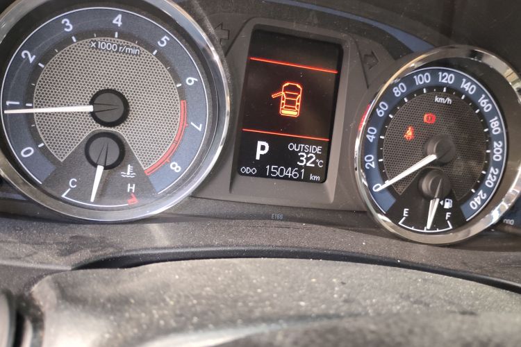 Toyota Corolla 2015 car image #8