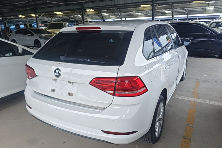 Volkswagen Santana 2017 car image #7