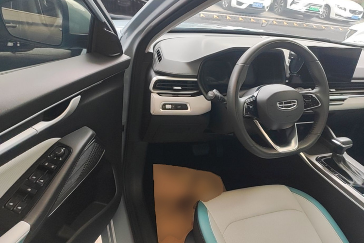GEELY Emgrand 2023 car image #16