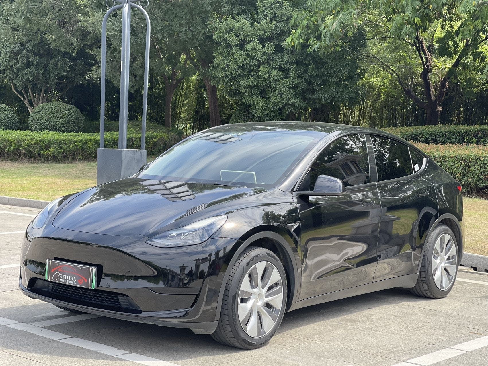 Tesla Model Y 2023 Tesla Model Y 2023 car image
