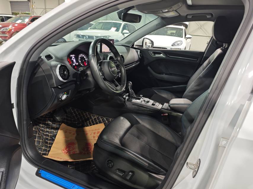 Audi A3 2019 imagen de coche #6