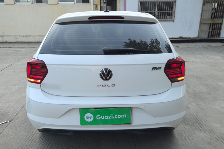 Volkswagen Polo 2021 car image #6